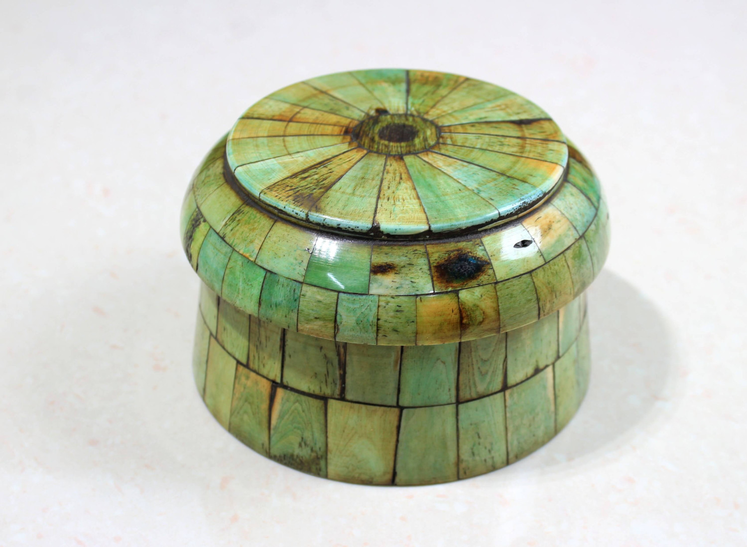 Bone Powder Box Green Finish