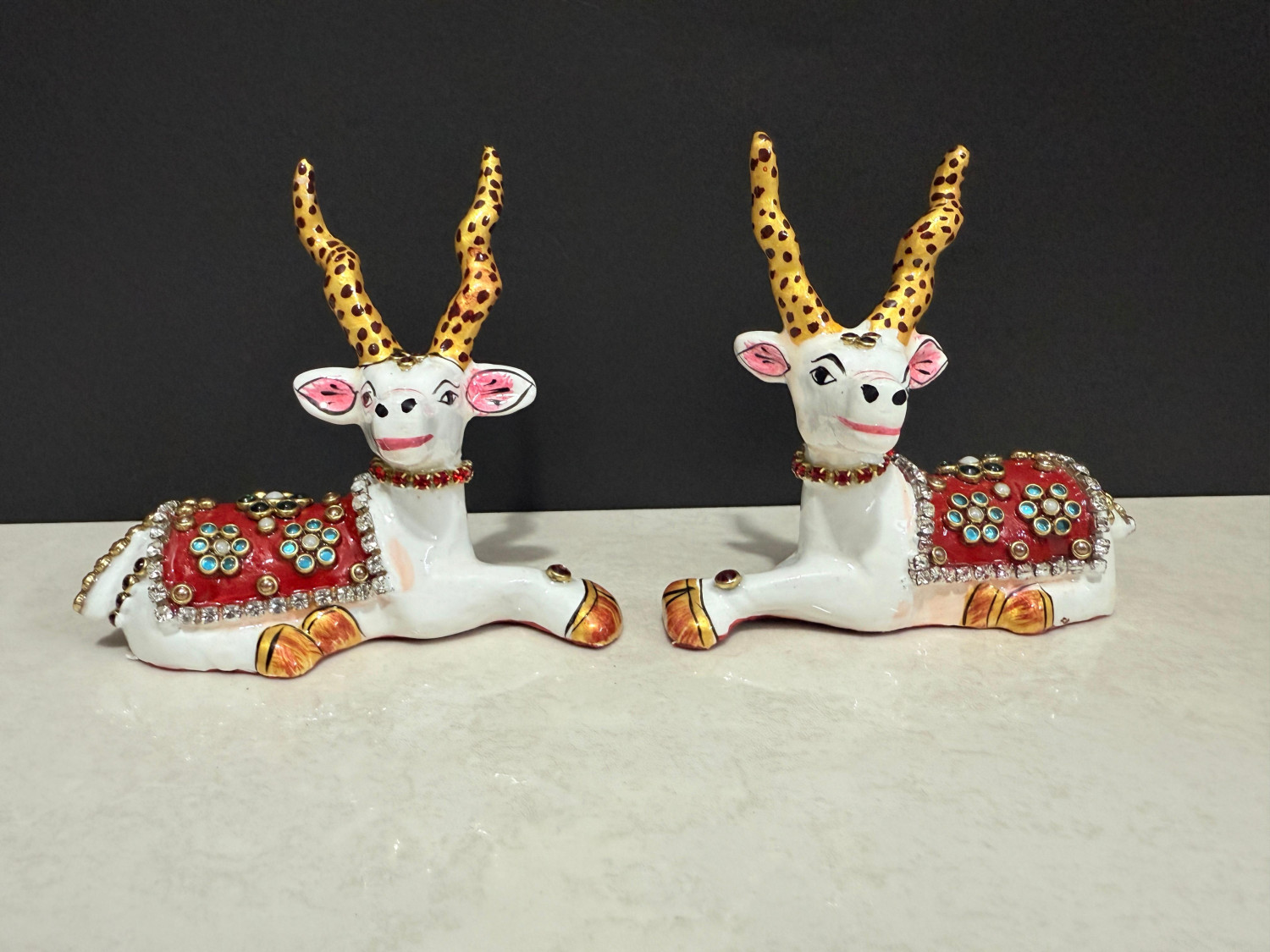 Metal Deer Stone Work Single Mix Designe