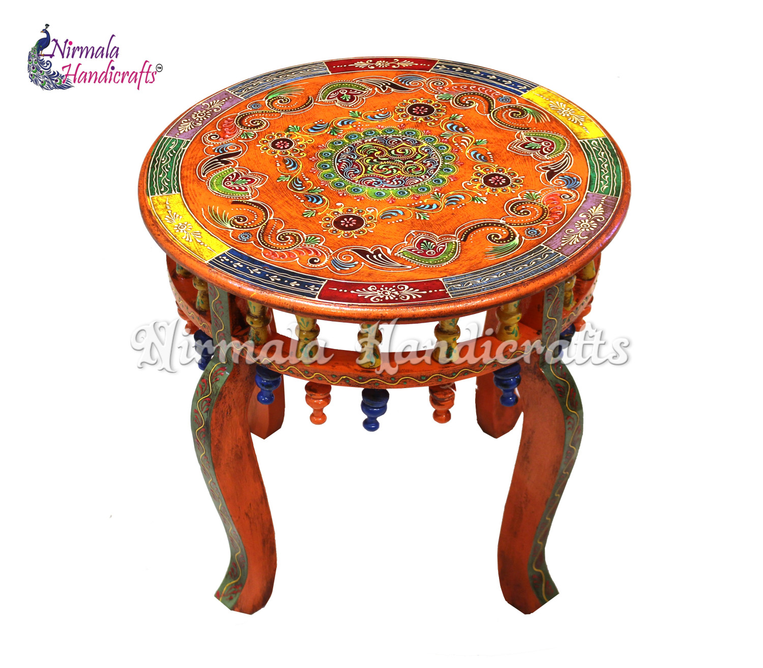 WOODEN ROUND TABLE
