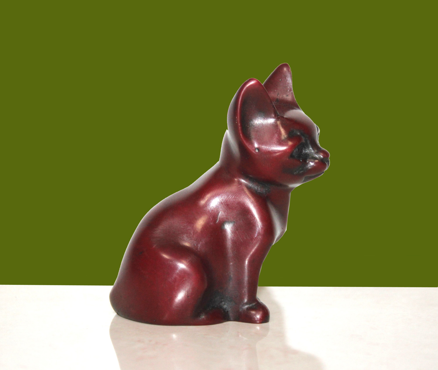 Resin Sitting Cat Plain