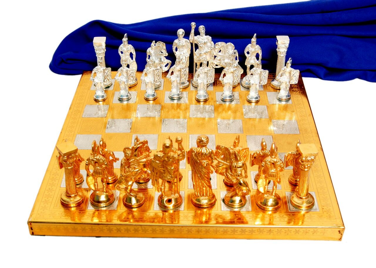 Brass Chess Set (Roman Yellow)