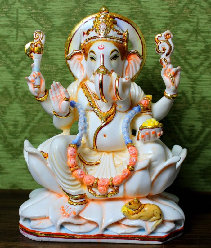 MD LOTUS GANESH WITH BASE IDOL
