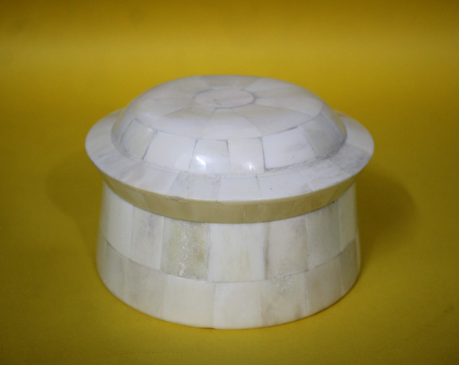 Bone Powder Box Plain White with Mix Designe