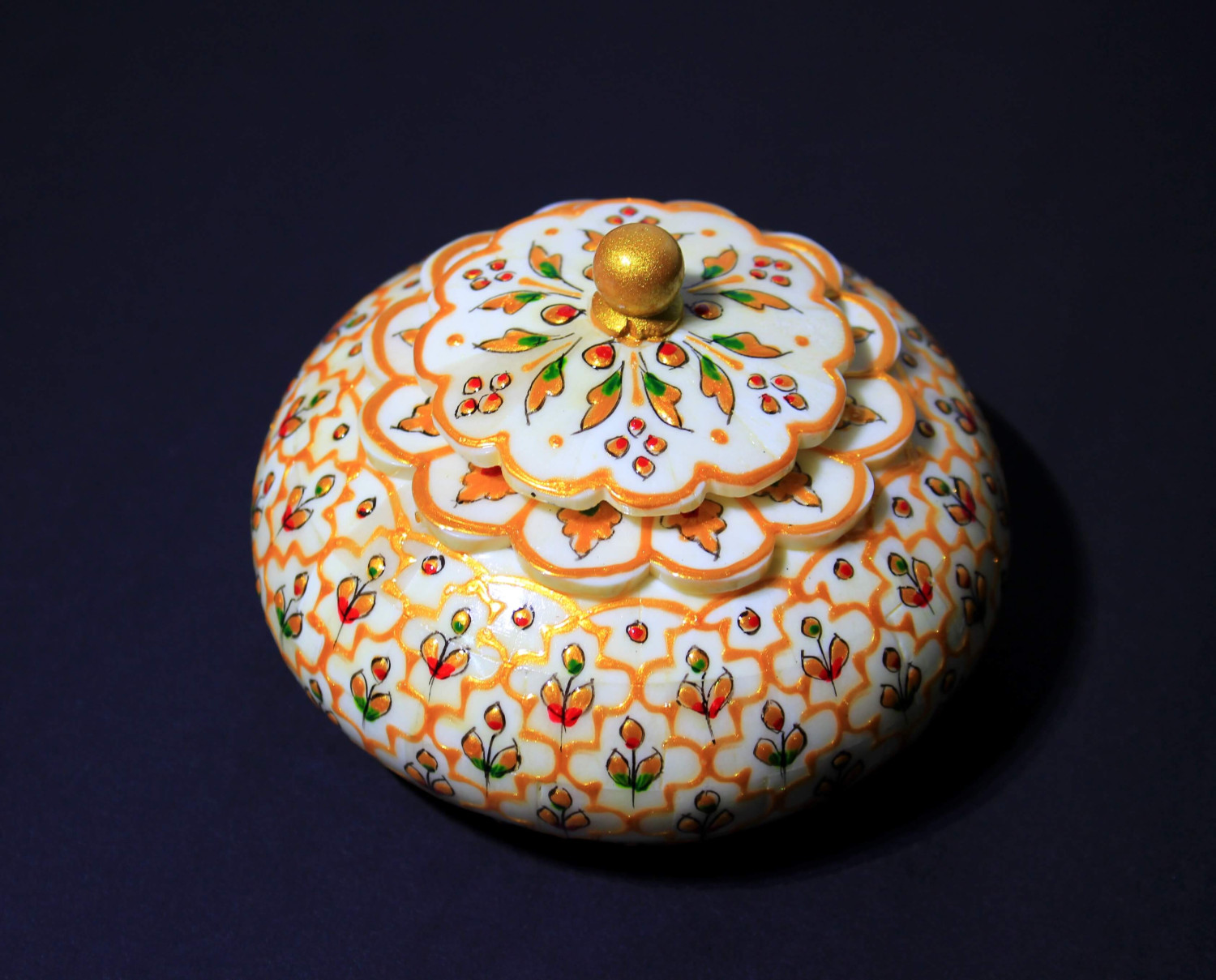 Bone Tobacco Box Embossed