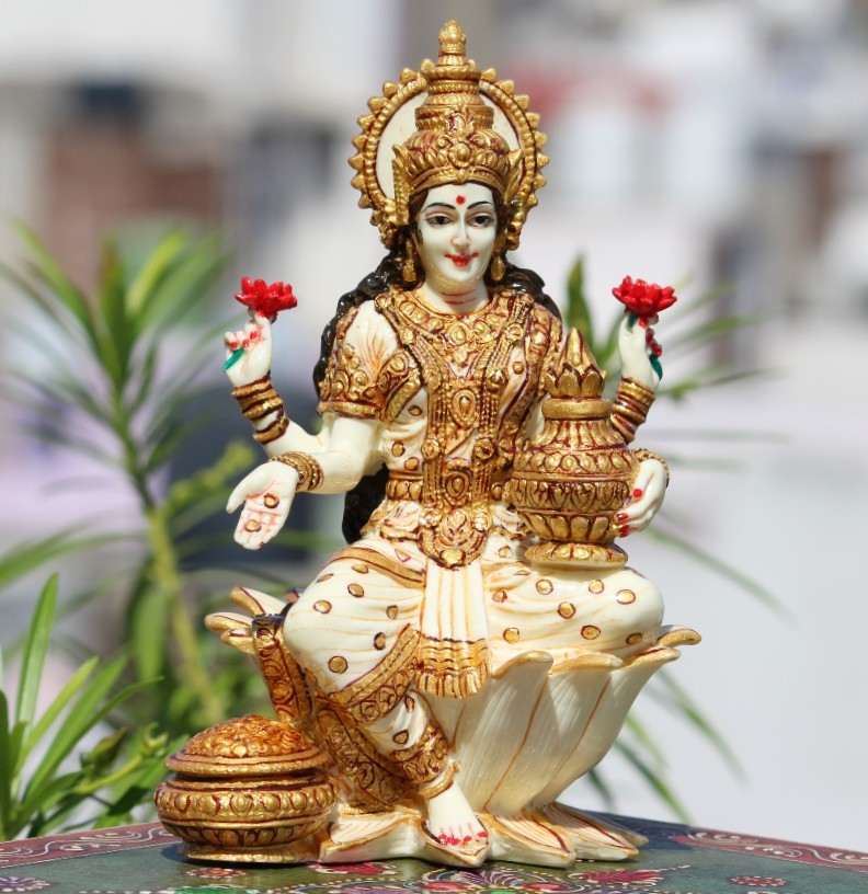 GANESH ON LOTUS SUPERFINE