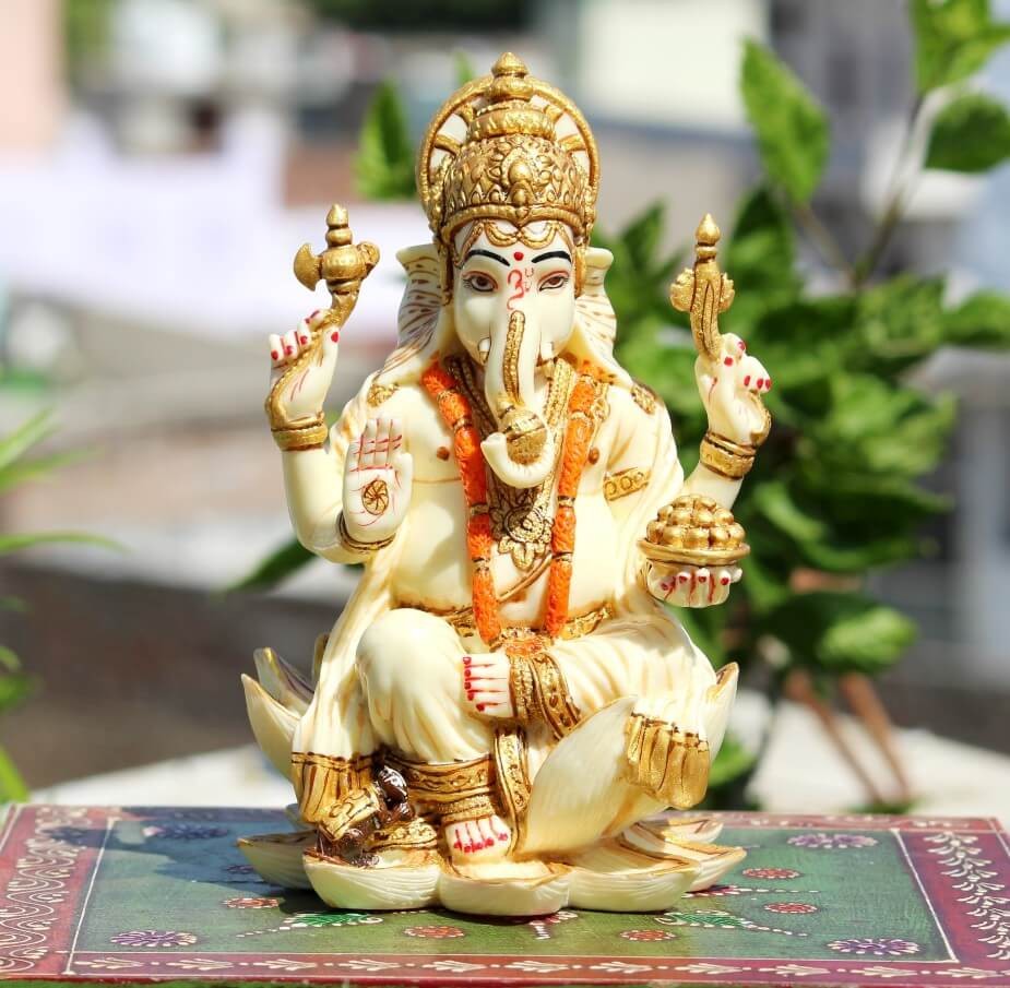 GANESH ON LOTUS SUPERFINE