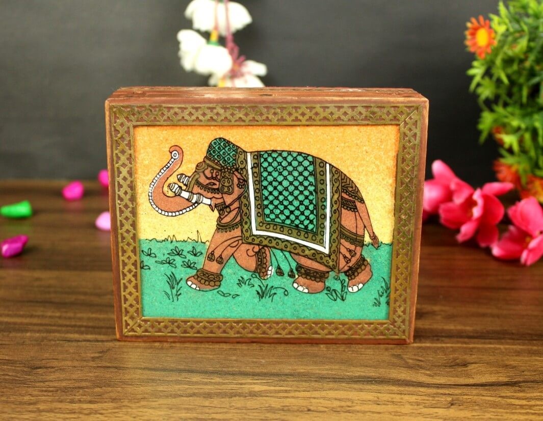 WOODEN GEM BOX