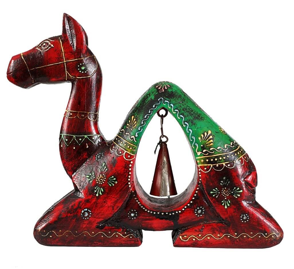 CAMEL BELL SITTING COLOR EMBOSED