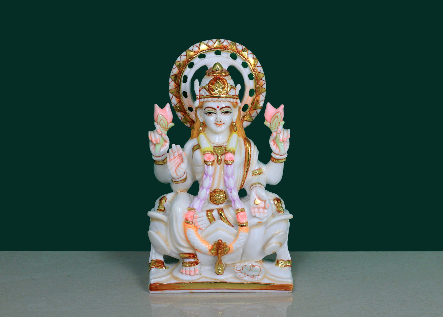 M.D. SUPERFINE LAXMI STATUE