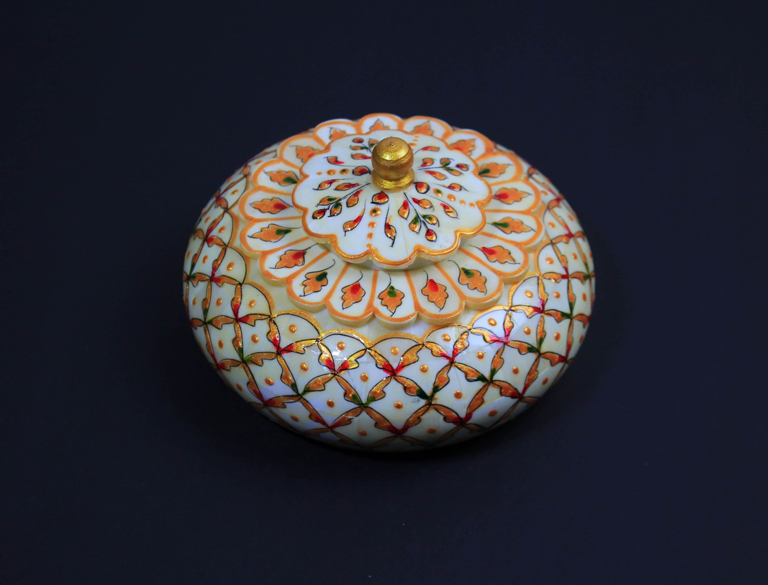 Bone Tobacco Box Embossed