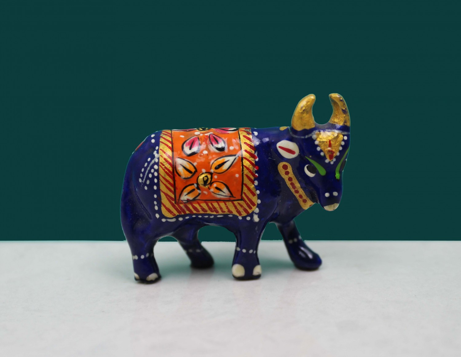 METAL COW ENAMEL